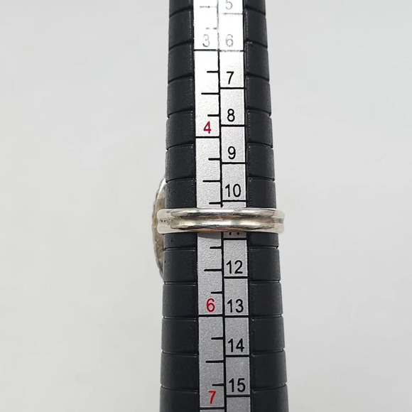 Vintage Zuni Artisan Sterling Silver Mother Of Pearl Floral Inlay Ring Size 5 - Picture 5 of 6